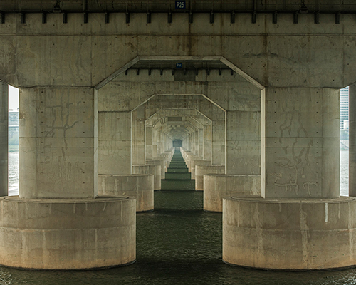 manuel alvarez diestro's seoul bridges photographic series