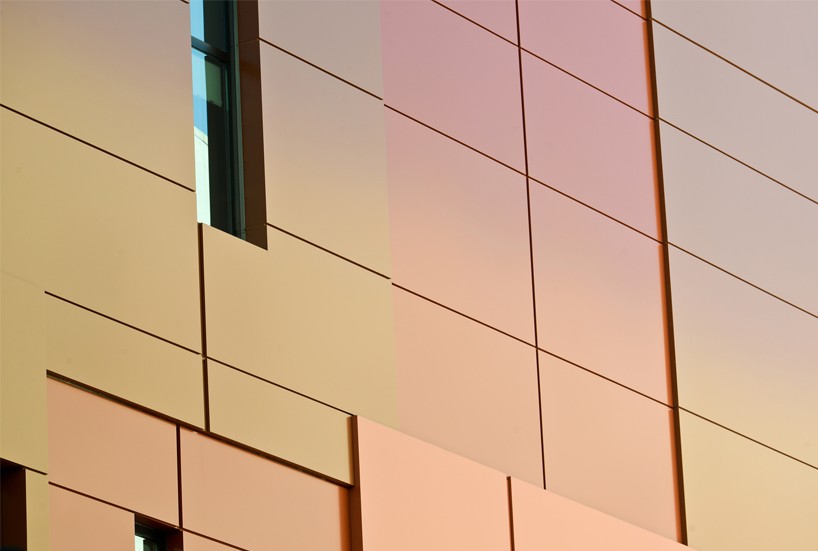 arquitectonica-olume-residential-building-alucobond-designboom05