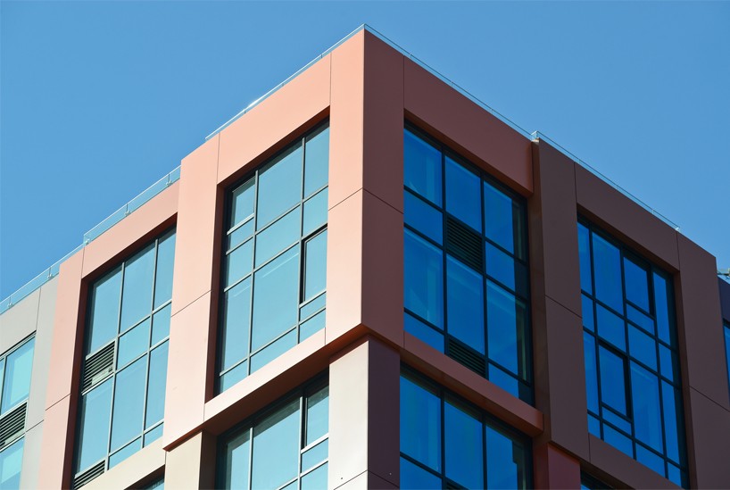 arquitectonica-olume-residential-building-alucobond-designboom06