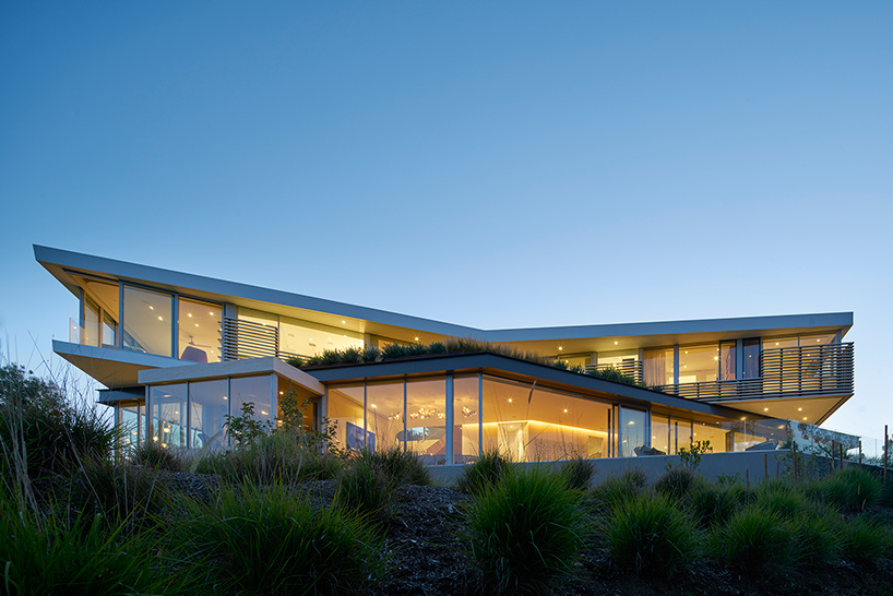 belzberg-architects-the-tree-top-residence-los-angeles-designboom-01