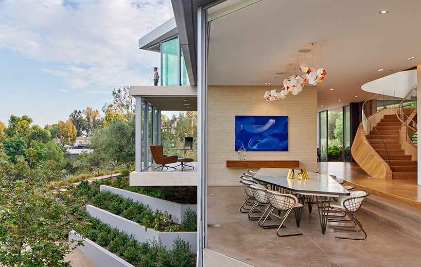 belzberg-architects-the-tree-top-residence-los-angeles-designboom-02