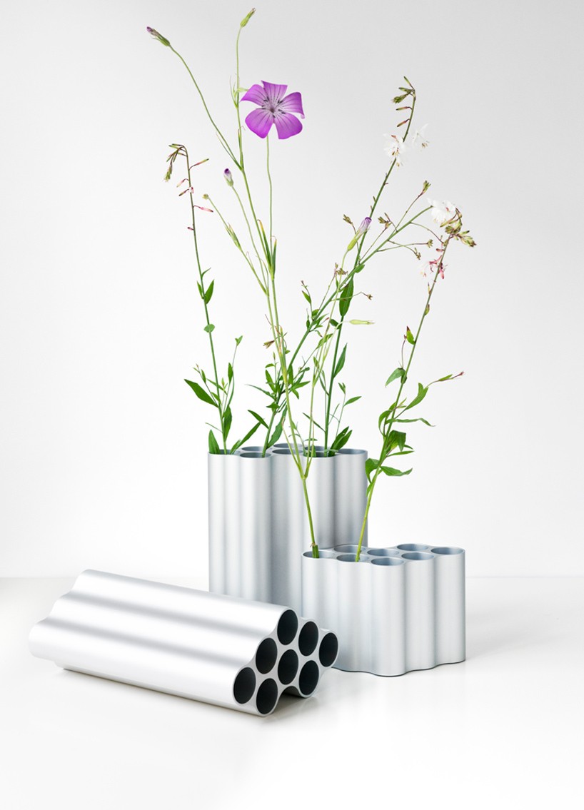 bouroullec brothers and VITRA present vase at M&O