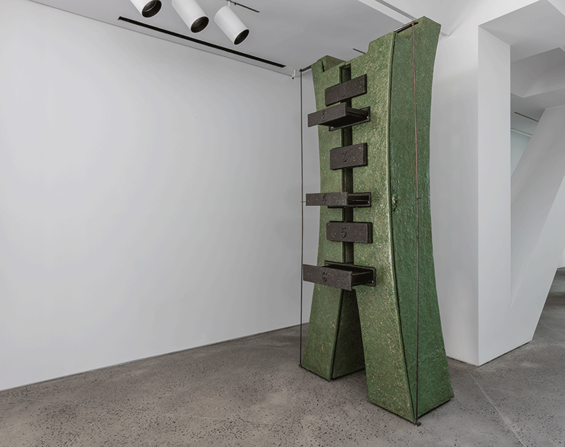 chamber-gallery-cabinets-and-curiosities-designboom-02