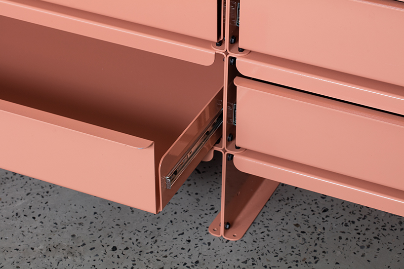 chamber-gallery-cabinets-and-curiosities-designboom-06