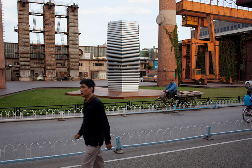 daan-roosegaarde-smog-free-project-china-designboom-03