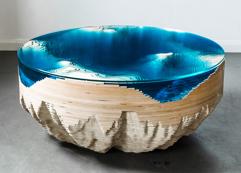 duffy-london-abyss-horizon-table-designboom-02