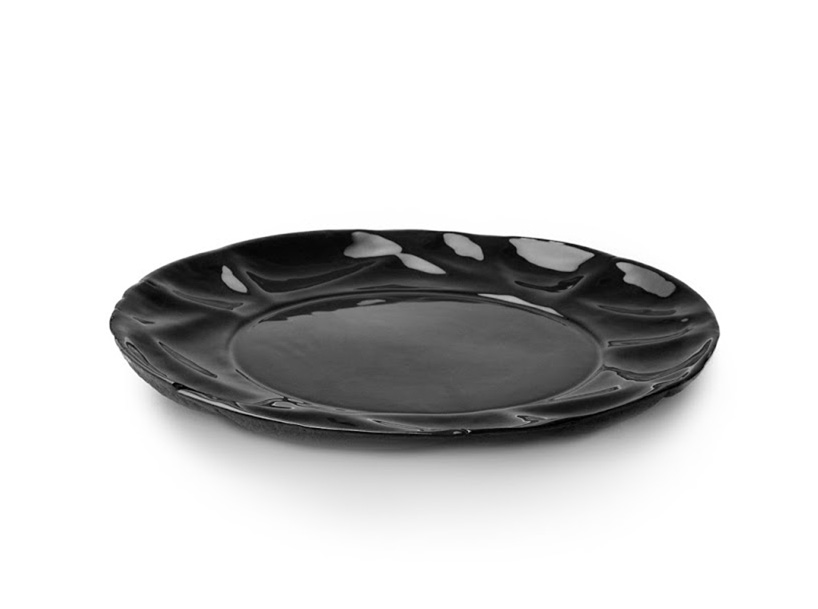 farg-&-blanche-petite-friture-designboom-008