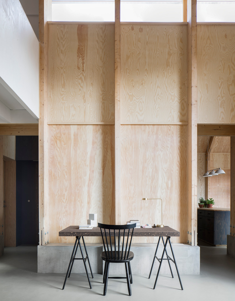 forstberg-ling-house-for-mother-sweden-designboom-04