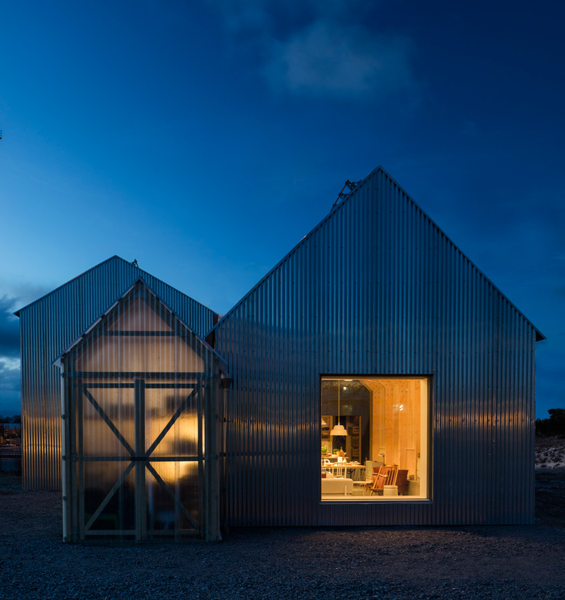 forstberg-ling-house-for-mother-sweden-designboom-04