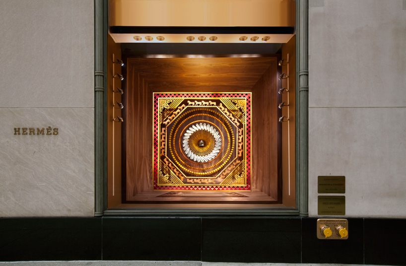 hermes-new-york-levi-van-veluw-window-installations-designboom-03