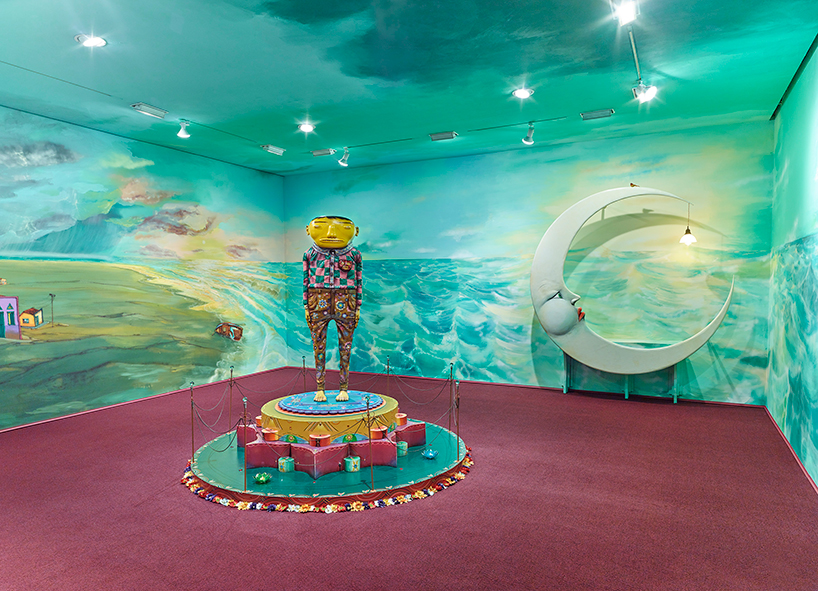 osgemeos-silence-of-the-music-lehmann-maupin-designboom-02