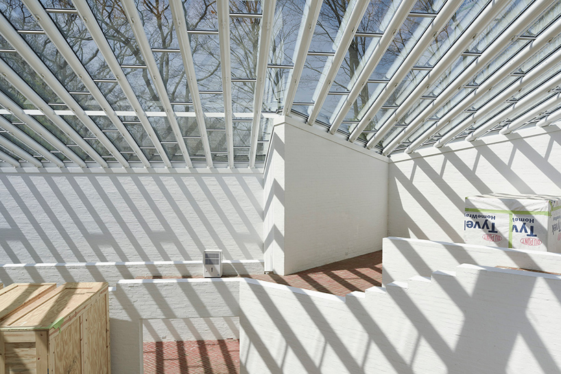 philip-johnson-glass-house-sculpture-gallery-renovation-designboom-02