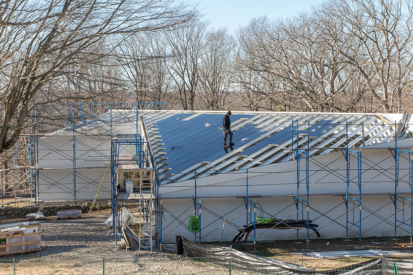 philip-johnson-glass-house-sculpture-gallery-renovation-designboom-02