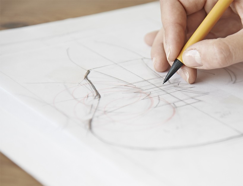 plumen-003-lightbulb-london-design-festival-designboom06