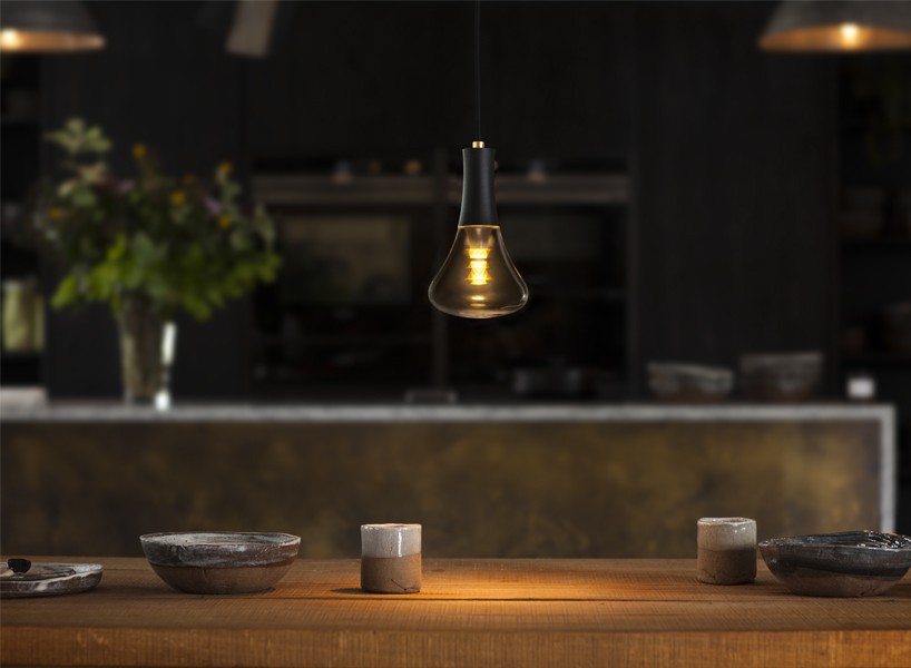 plumen-003-lightbulb-london-design-festival-designboomthumbnews