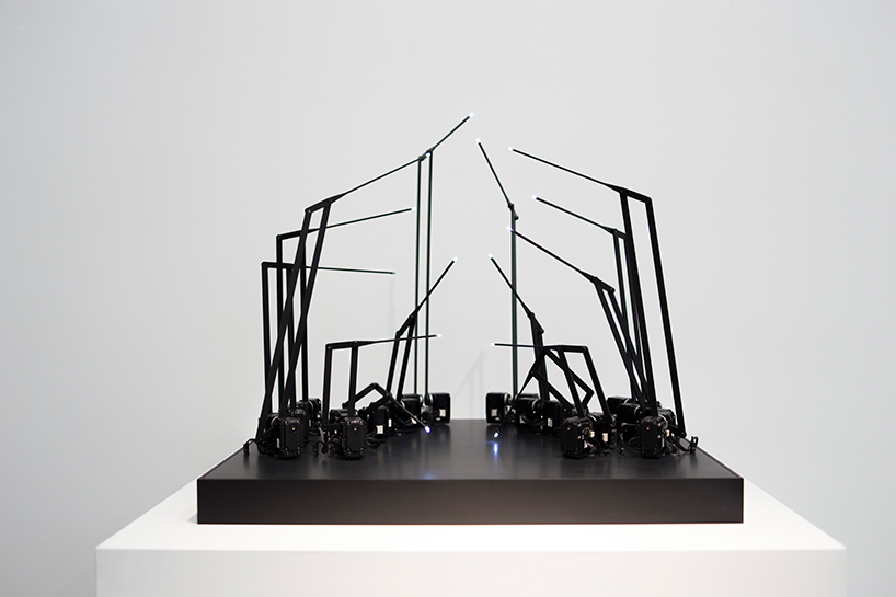 random-international-pace-gallery-new-york-on-the-body-designboom-02