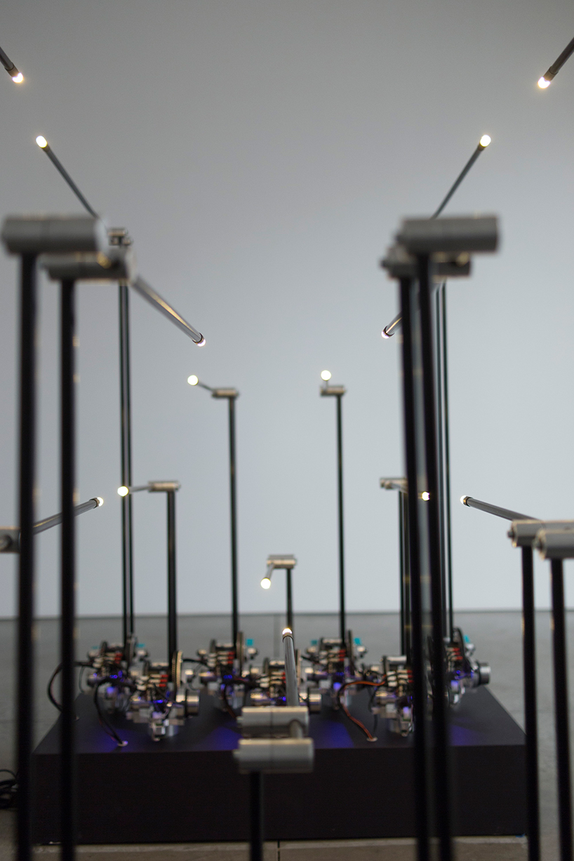 random-international-pace-gallery-new-york-on-the-body-designboom-02