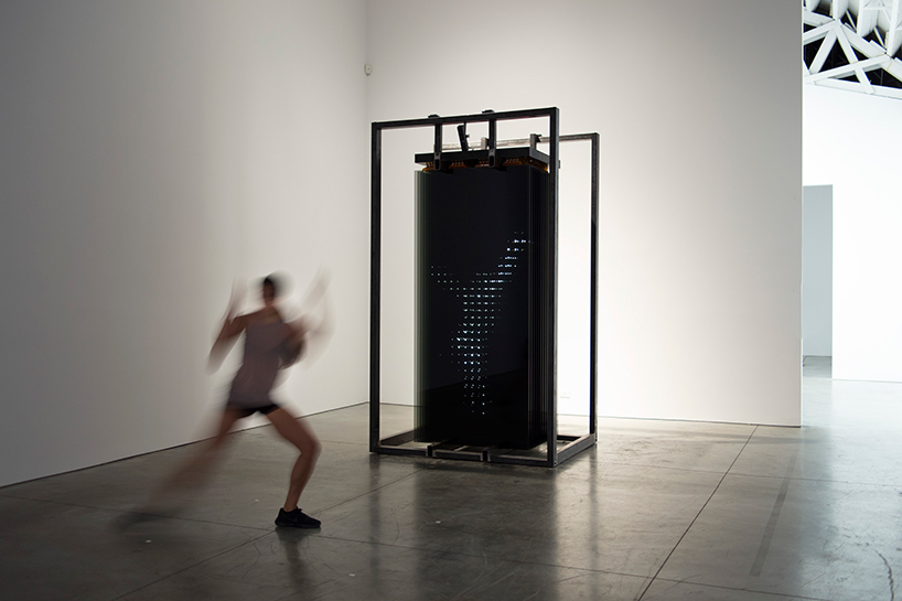 random-international-pace-gallery-new-york-on-the-body-designboom-02