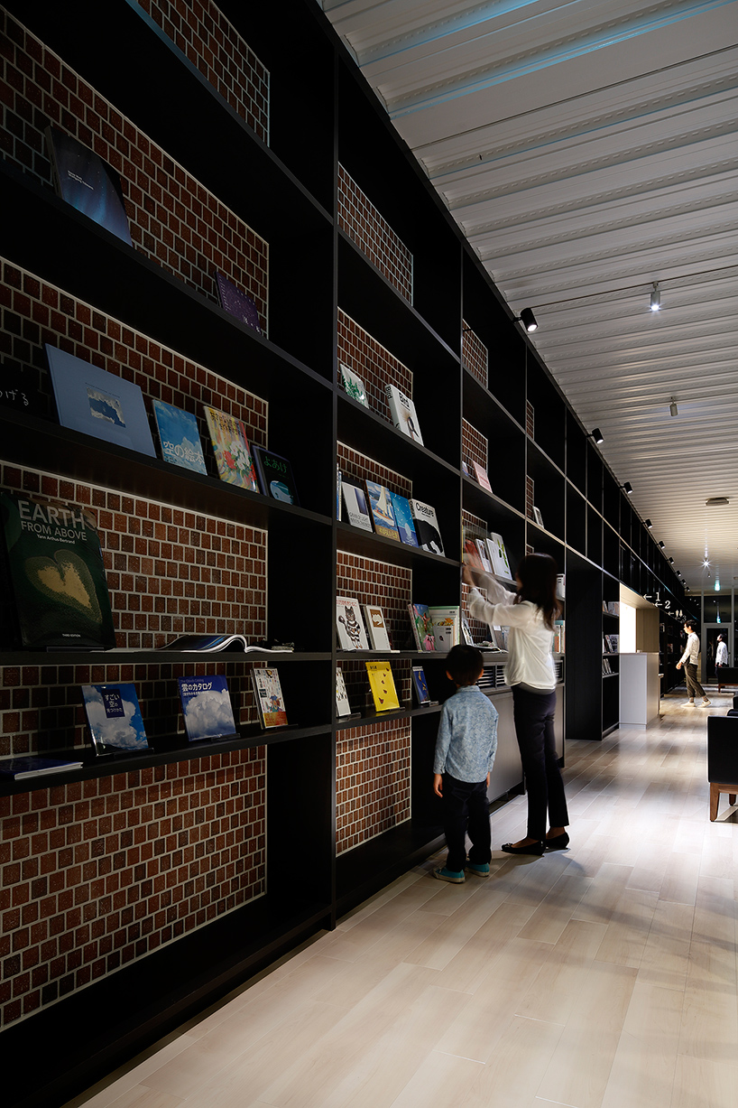 yamazaki-kentaro-design-workshop-sayanomoto-clinic-saga-shi-saga-japan-designboom-02