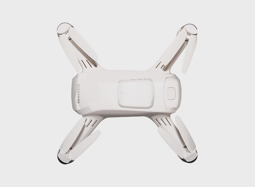 yuneec-breeze-designboom-08