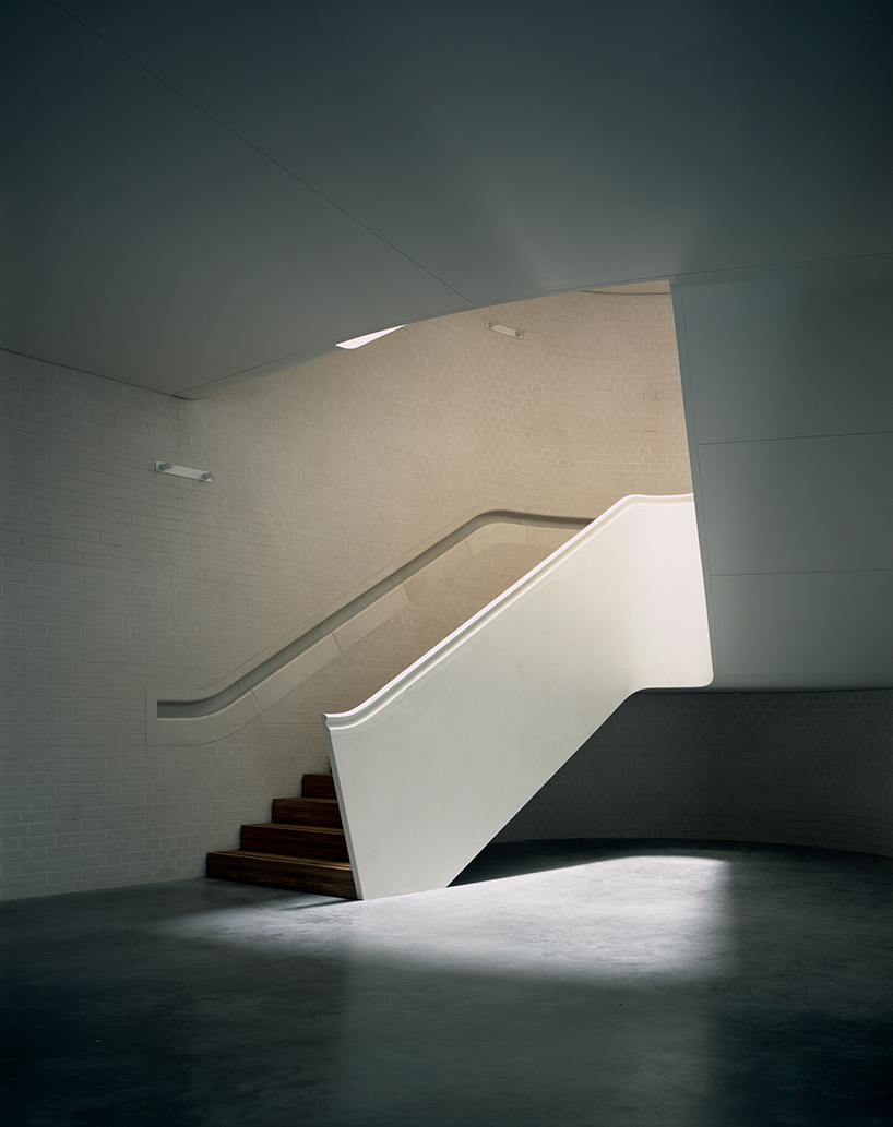 riba-stirling-prize-2016-newport-street-gallery-by-caruso-st-john-architects-wins-designboom-q4