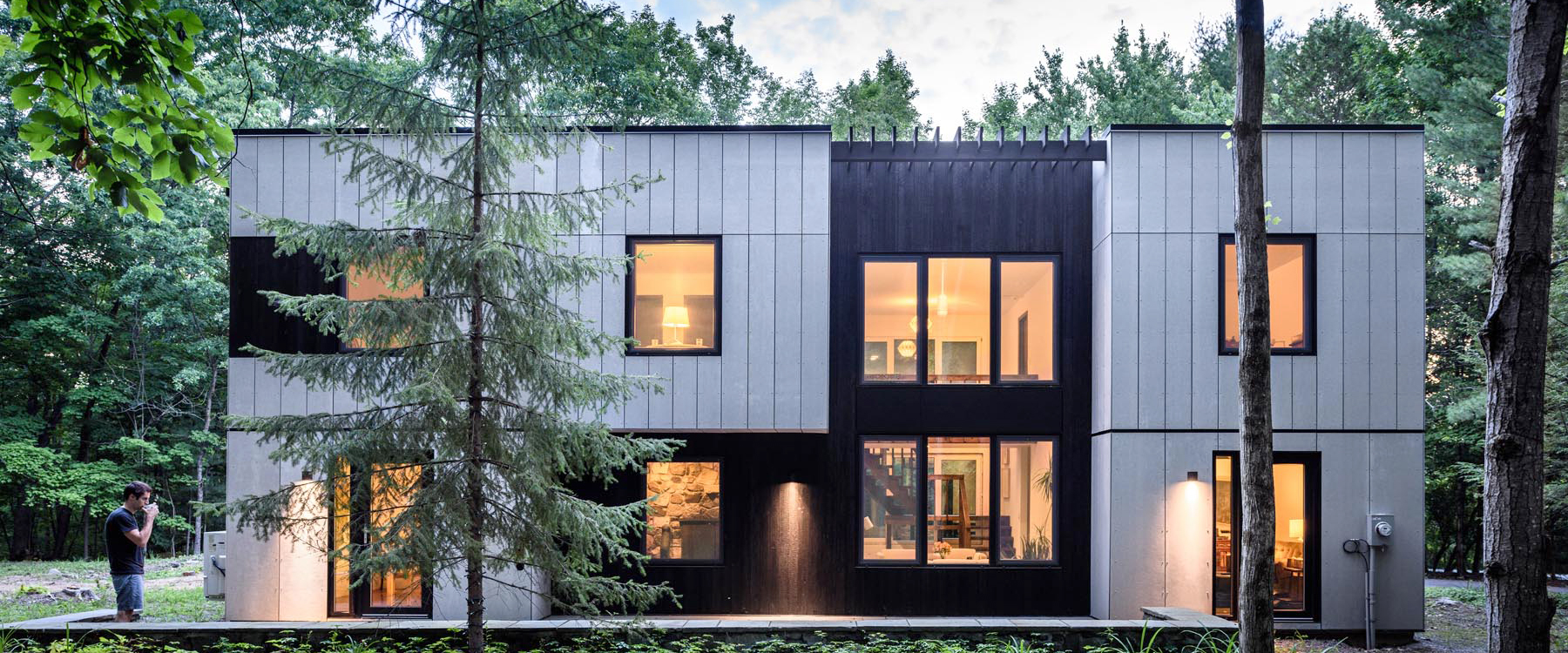 alexallen studio renovates house in new paltz, new york