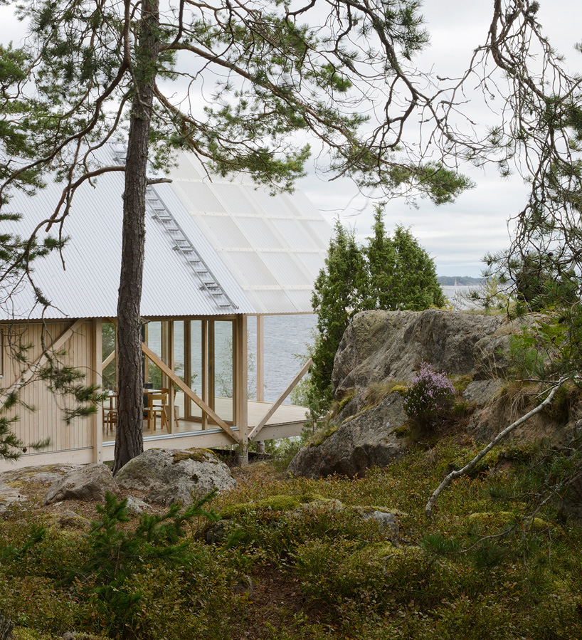 arrhov-frick-arkitektkontor-viggso-sweden-designboom-02