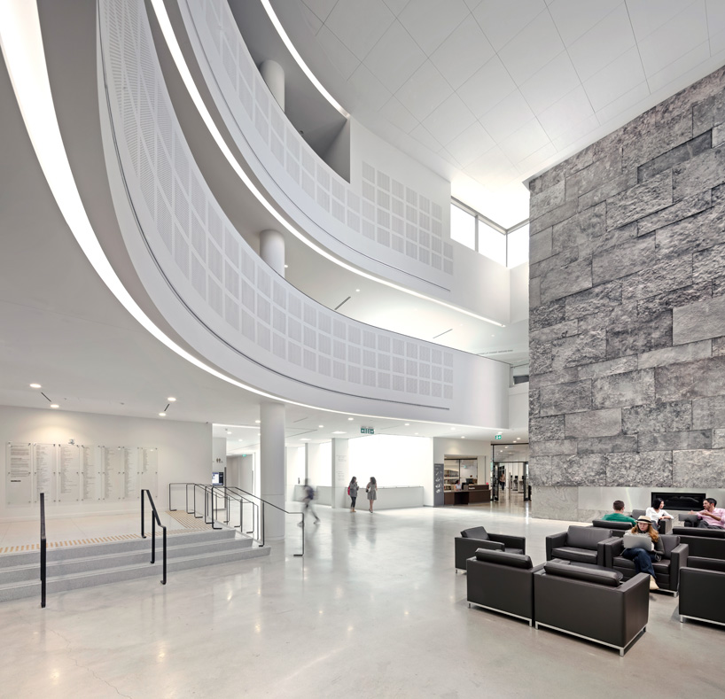 bh-architects-toronto-faculty-of-law-jackman-law-building-designboom-04