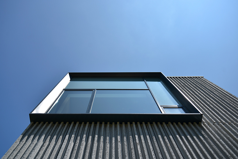 correia-ragazzi-arquitectos-agroturismo-em-melgaco-portugal-designboom-15