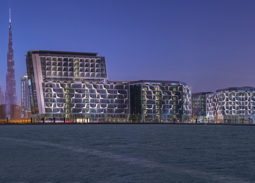 dubai-design-district-zaha-hadid-santiago-calatrava-foster-and-partners-offices-designboom-02
