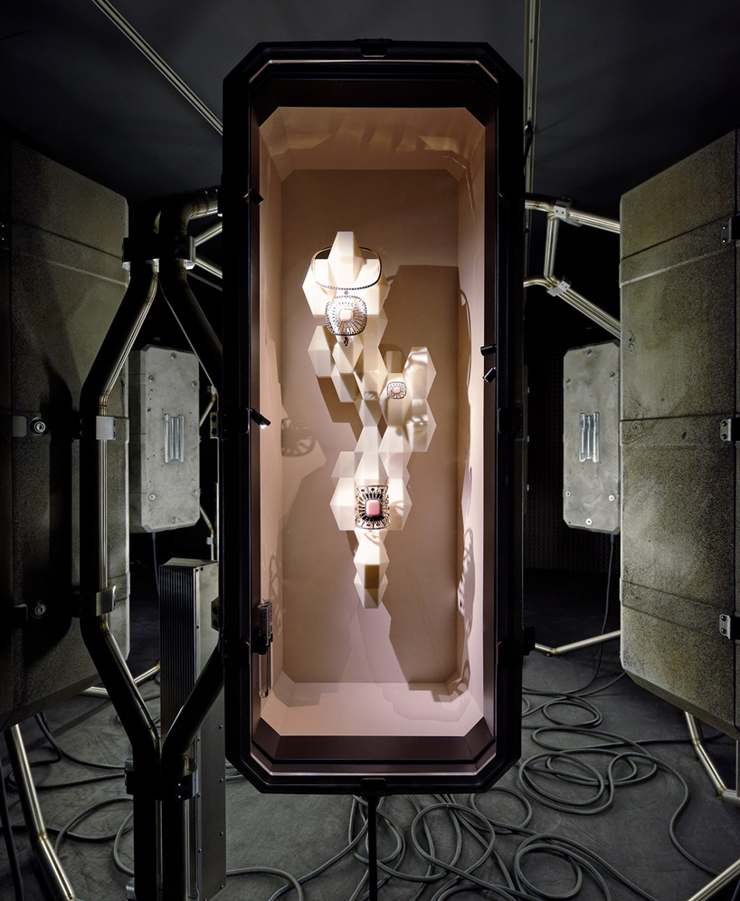 hbiv-continuum-hermes-pierre-hardy-didier-fiuza-faustino-designboom-03