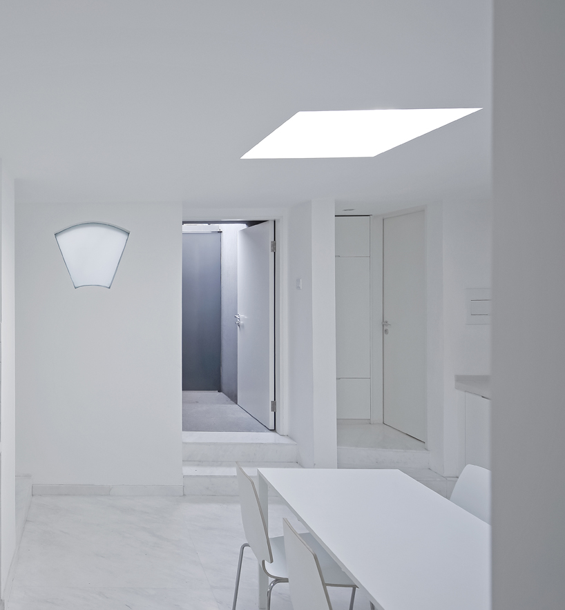 tao trace architecture office split courtyard house beijing design week designboom