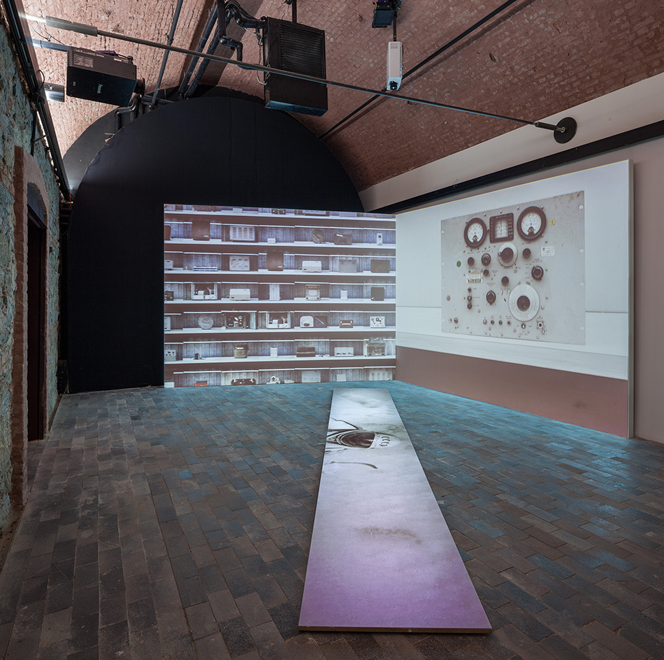 istanbul-design-biennial-2016-interview-beatriz-colomina-mark-wigley-designboom-q2