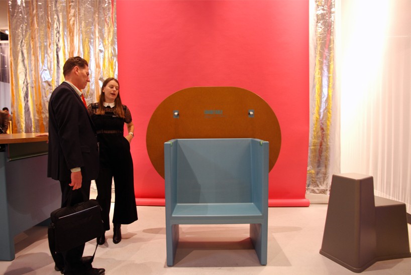 konstantin-chair-table-stool-tool-vitra-orgatec-2016-designboom06