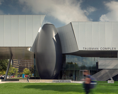 morphosis completes extendable building for michigan's lawrence tech university