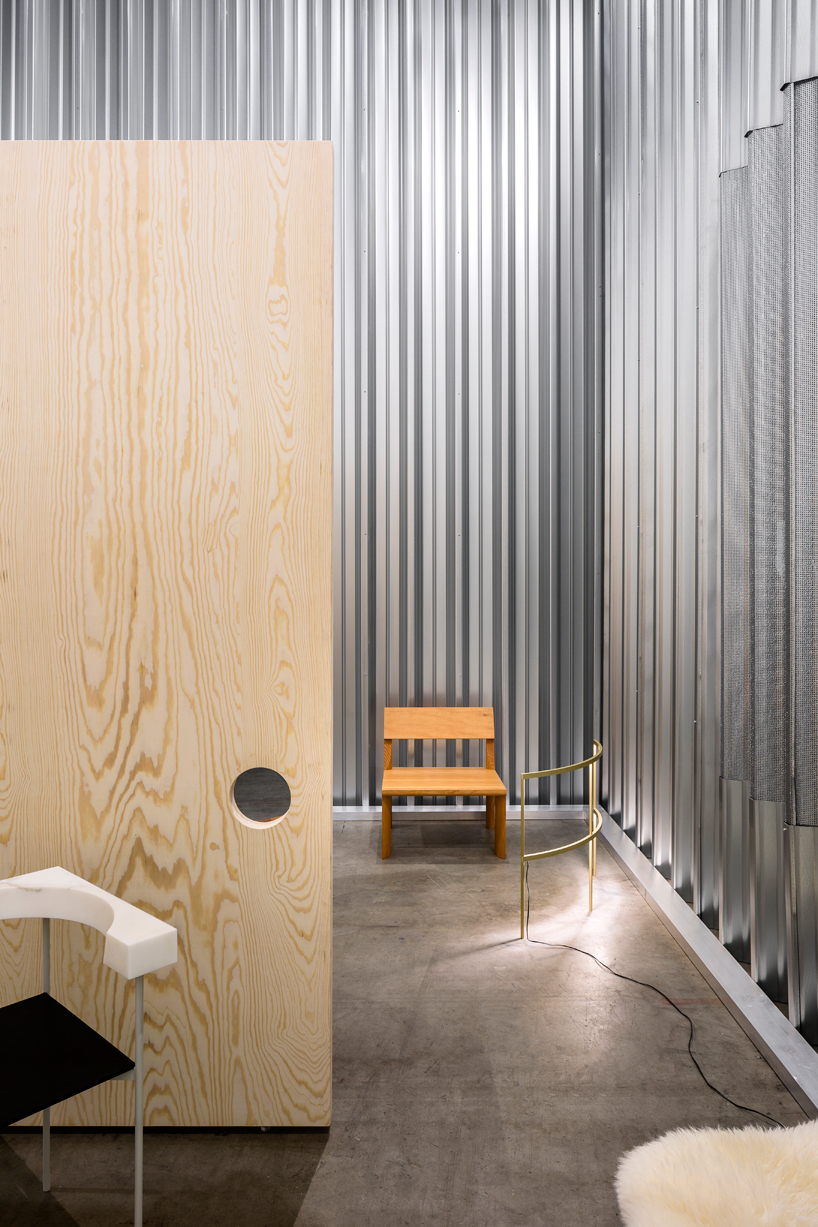 office kersten geers david van severen corner chair biennale interieur kortrijk maniera designboom