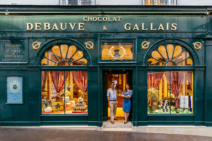 paris-re-tale-pixartprinting-shop-signs-sebastian-erras-designboom-02