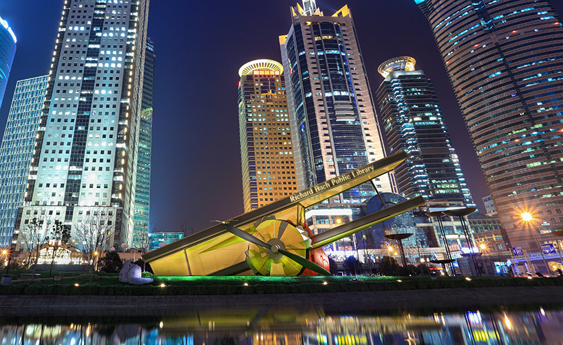 vasily-klyukin-richard-bach-library-johnathan-livingston-seagull-designboom-02