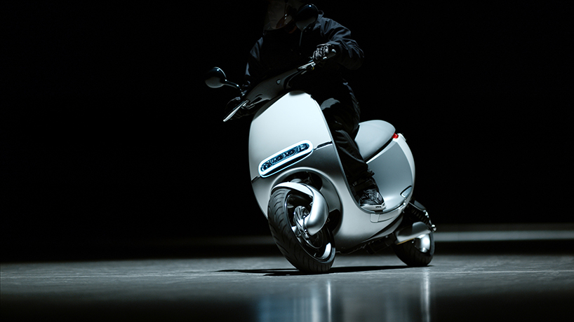 gogoro smartscooter EV designboom