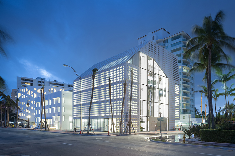 oma-faena-district-forum-bazaar-park-miami-beach-rem-koolhaas-designboom-02