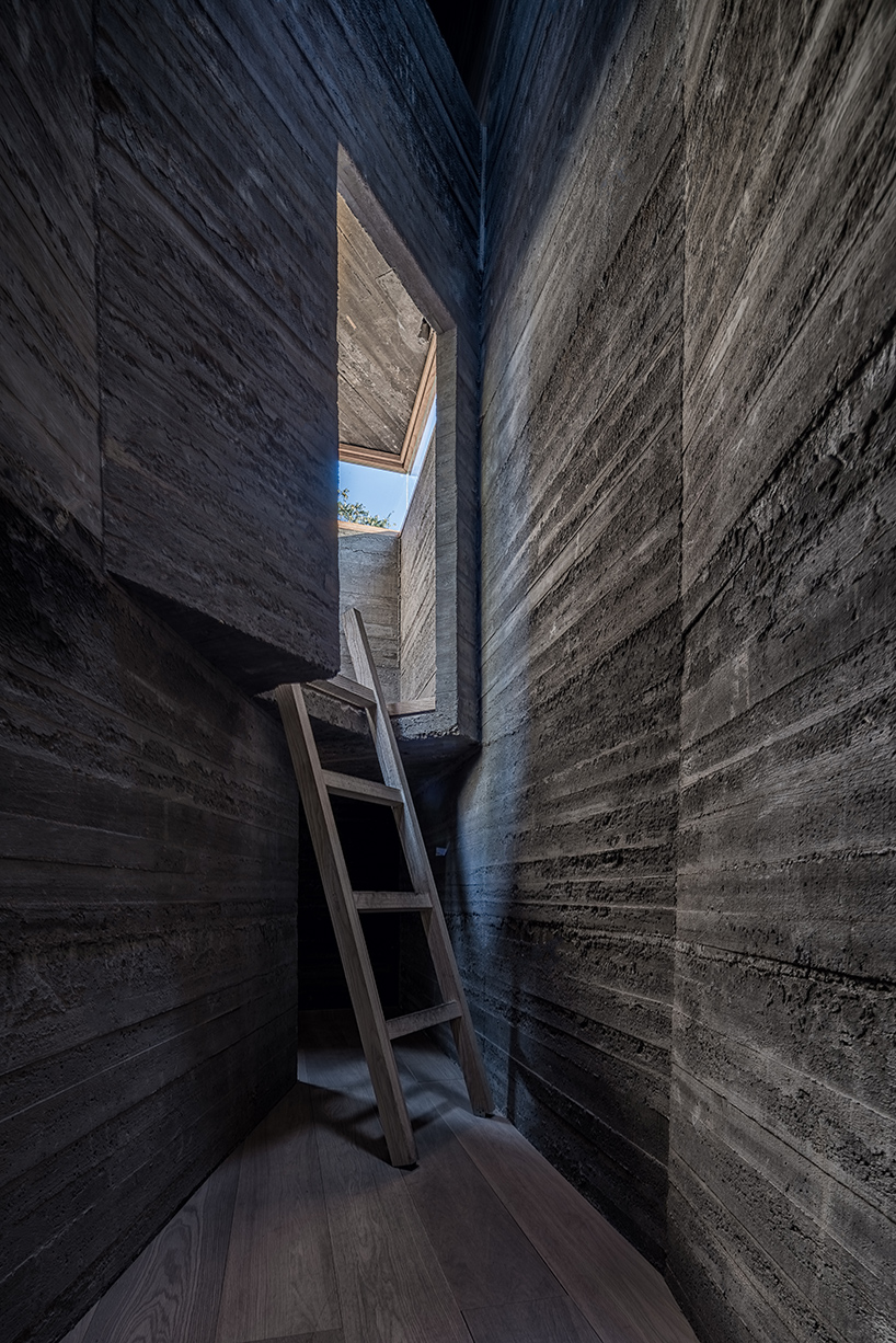 zao-standardarchitecture-micro-hutong-hostel-beijing-designboom-02