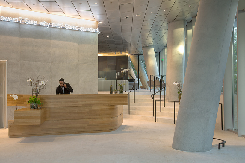 big-grove-at-grand-bay-twisting-towers-miami-bjarke-ingels-group-coconut-grove-designboom-02