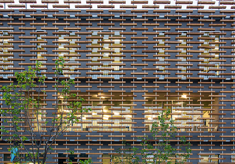 jacques-ferrier-the-french-international-school-of-beijing-china-designboom-02