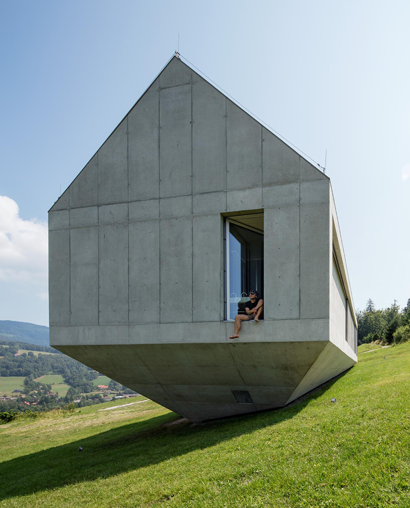 kwk promes ark house poland designboom