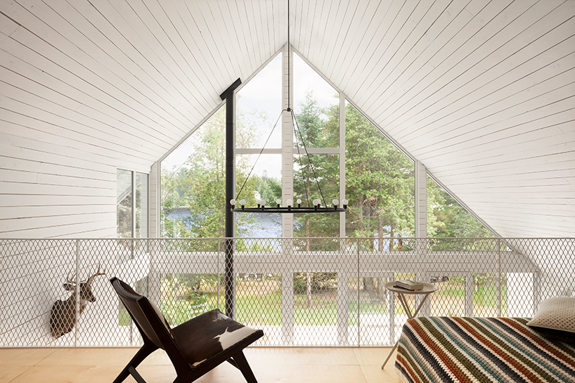 la shed architecture chalet de la plage designboom