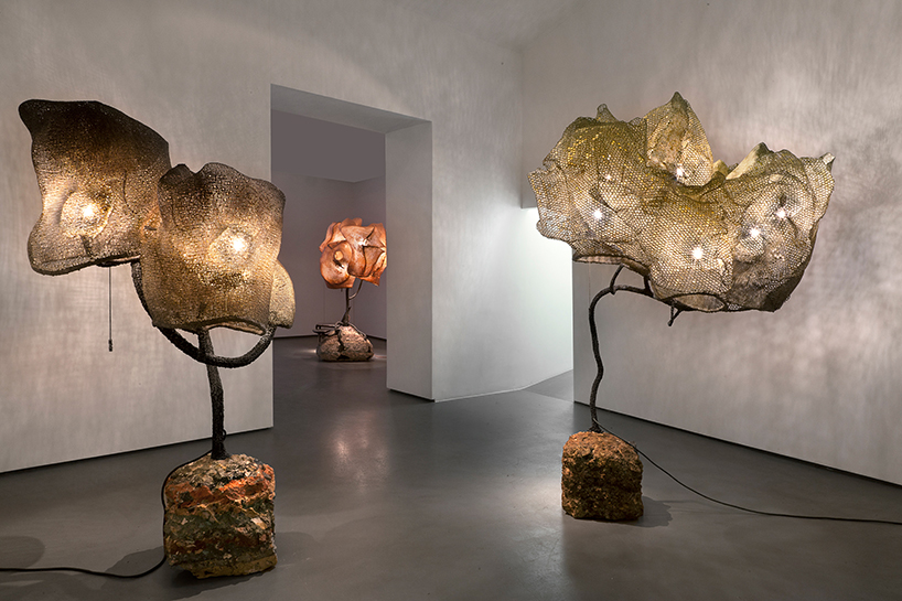 nacho-carbonell-lamp-forest-designboom-06