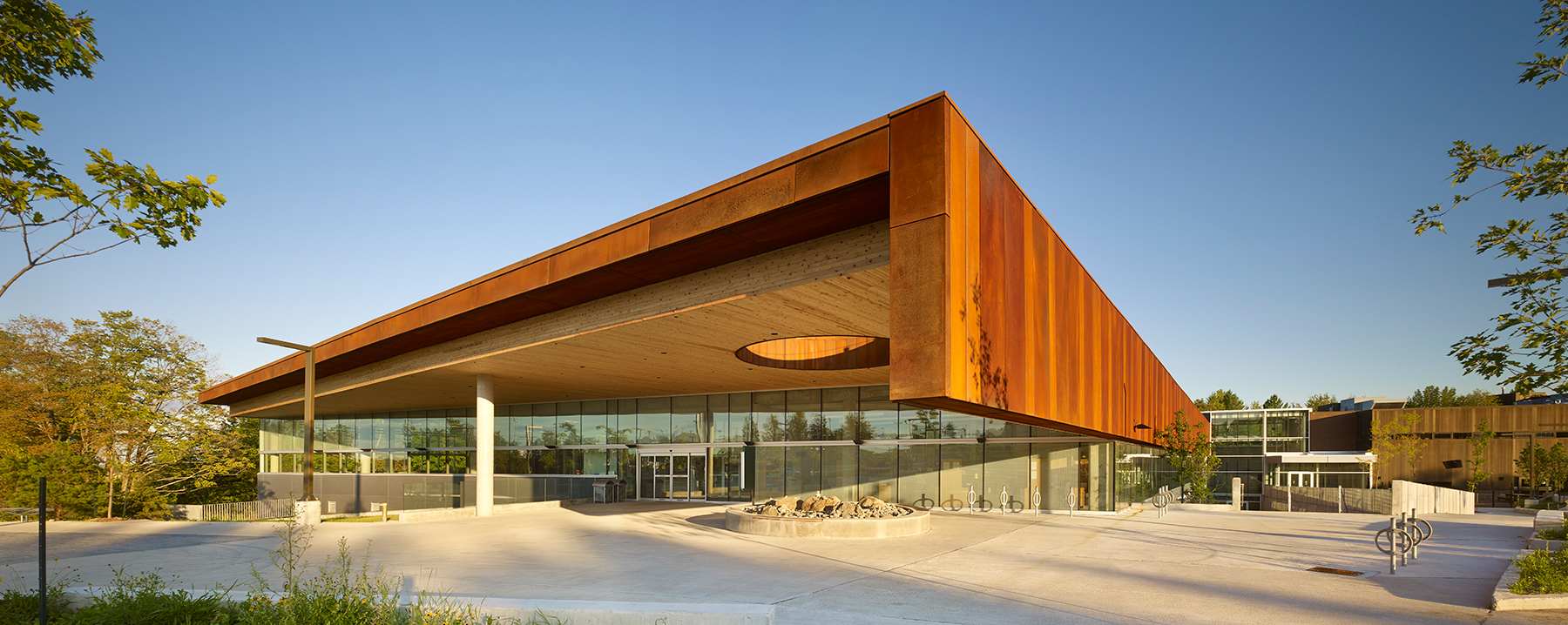 perkins + will completes corten tech building for canadian 