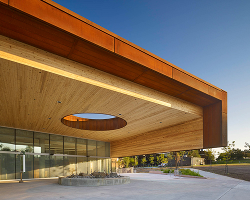 perkins + will completes corten tech building for canadian university campus