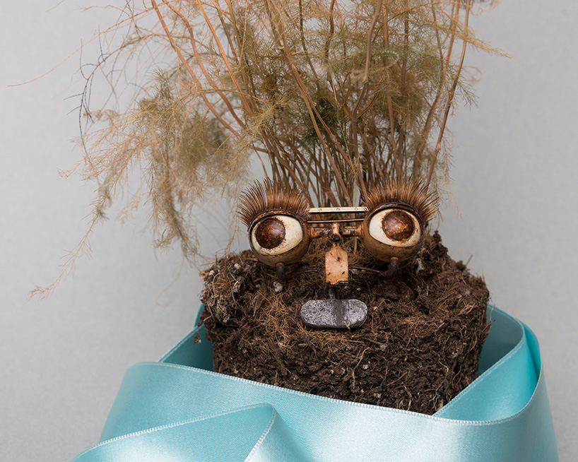 remedios-vincent-feeas-emperors-new-clothes-designboom-07