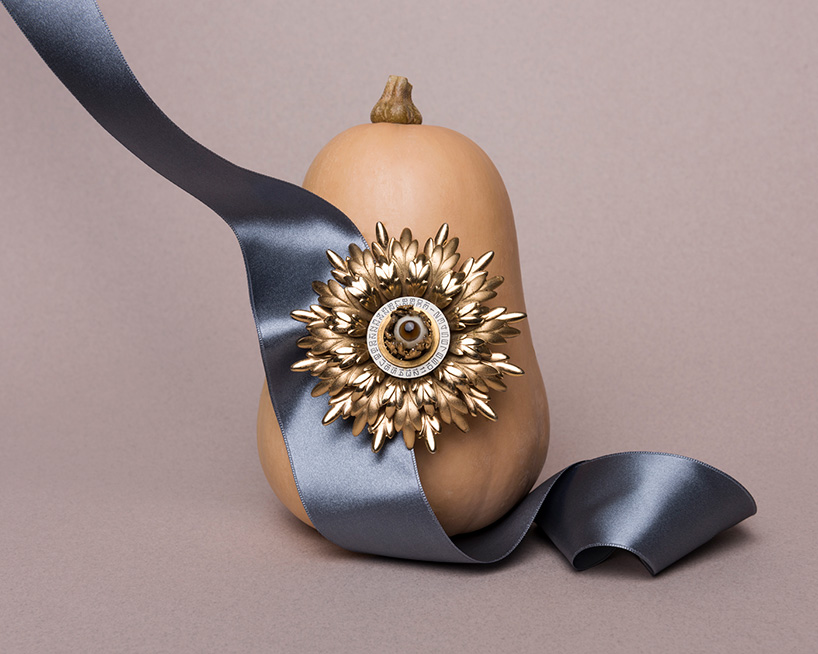 remedios-vincent-feeas-emperors-new-clothes-designboom-16